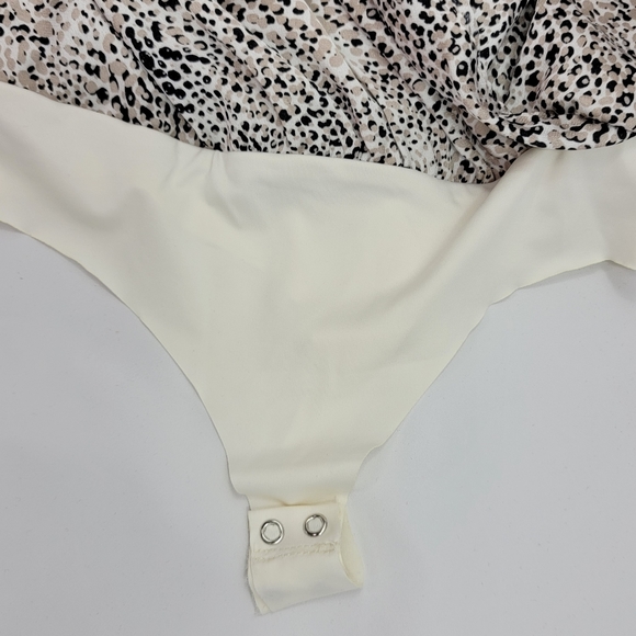 Dynamite leopard Bodysuit - Picture 7 of 7